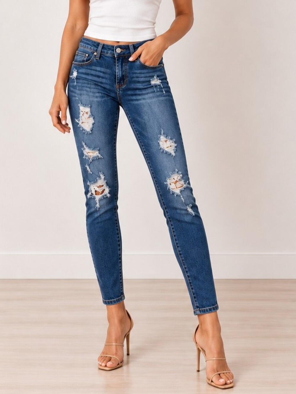 Judy Blue Skinny Fit Distressed Denim Jeans  (Size: 7/28)
